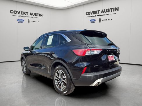 Used 2020 Ford Escape SEL FWD image 3