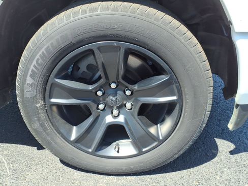 Used 2020 RAM 1500 Big Horn AWD/4WD image 13