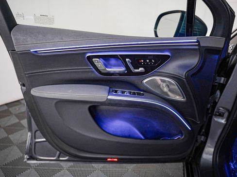 Certified 2023 Mercedes-Benz EQS 580 4MATIC SUV image 22