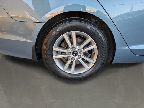 Used 2017 Hyundai Sonata SE FWD image 11