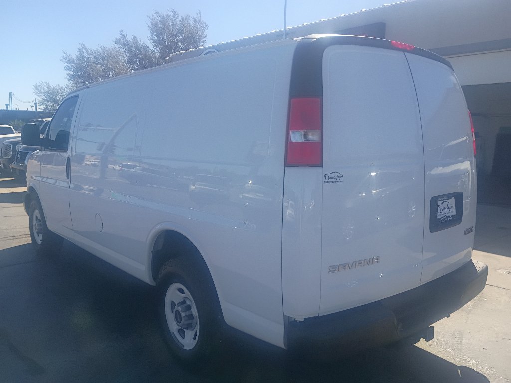 Used 2019 GMC Savana 2500 w/ Communications Package RWD image 8