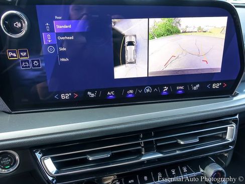 New 2026 Chevrolet Traverse LT w/ Enhanced Driving Package image 19