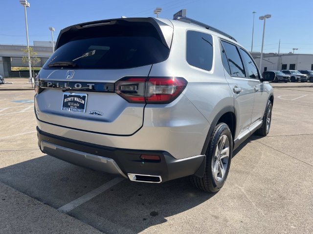 New 2026 Honda Pilot EX-L image 3