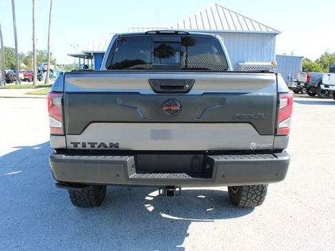 Used 2021 Nissan Titan PRO-4X w/ Pro-4x Convenience Package image 9