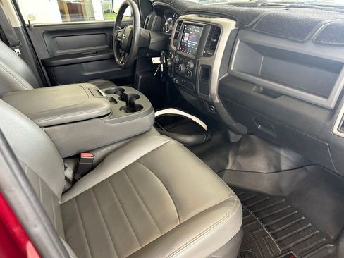 Used 2019 RAM 1500 Tradesman RWD image 25