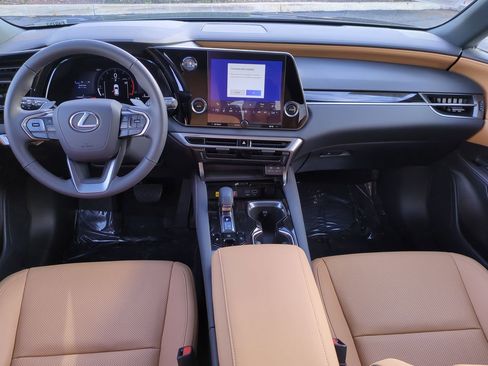 Certified 2025 Lexus RX 350 FWD image 29