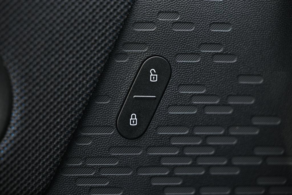 New 2026 MINI Cooper 2-Door Hardtop FWD image 16