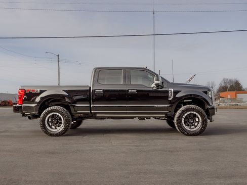 Used 2019 Ford F350 Limited image 8