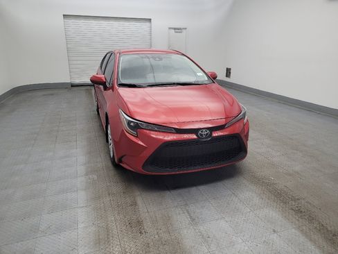 Used 2021 Toyota Corolla LE image 14