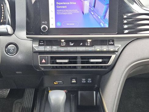 Used 2025 Toyota Camry LE FWD image 21