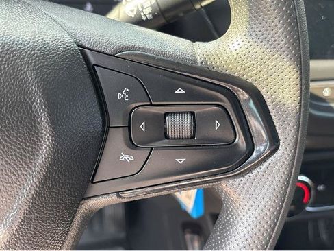 Used 2023 Chevrolet TrailBlazer LS AWD/4WD image 21