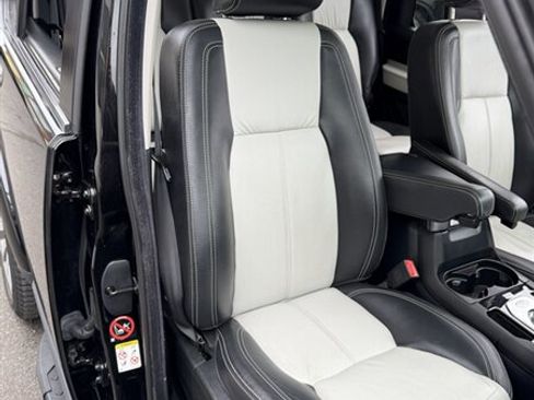 Used 2014 Land Rover LR4 HSE LUX image 62