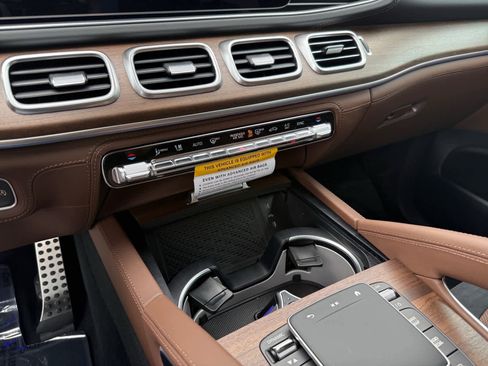 New 2026 Mercedes-Benz GLE 53 AMG 4MATIC Coupe image 20