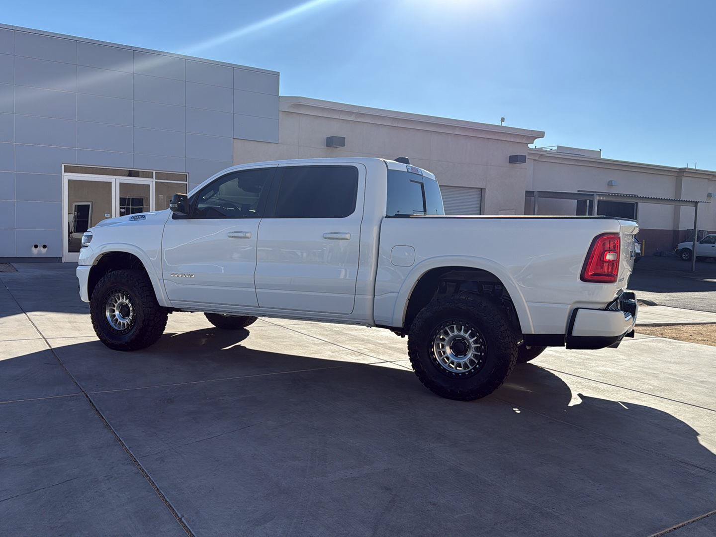 Used 2025 RAM 1500 Big Horn AWD/4WD image 6