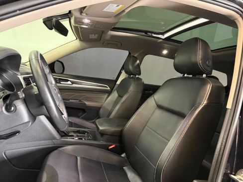 Used 2021 Volkswagen Atlas SE FWD image 13