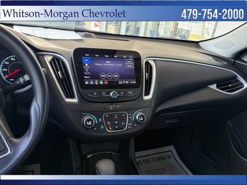 Used 2023 Chevrolet Malibu LT FWD image 21