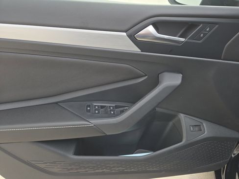 New 2025 Volkswagen Jetta Sport image 17