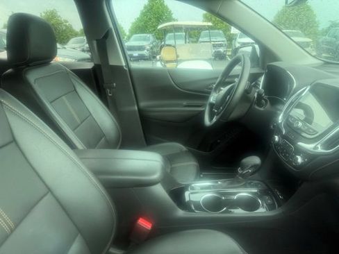 Used 2024 Chevrolet Equinox Premier AWD/4WD image 7