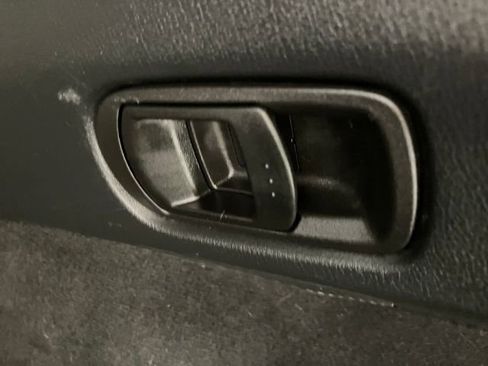 Used 2018 MAZDA CX-5 Touring image 22