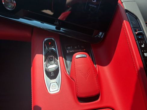 Used 2024 Chevrolet Corvette Stingray Premium Cpe w/ Z51 Performance Package RWD image 22