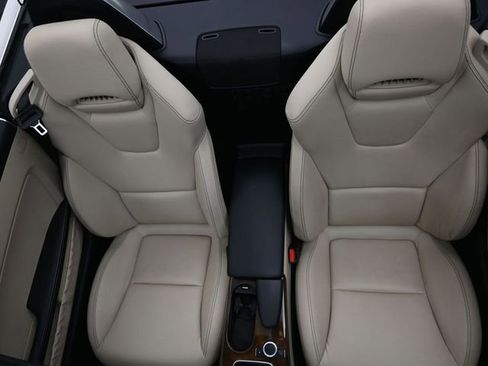 Used 2019 Mercedes-Benz SLC 300 image 27