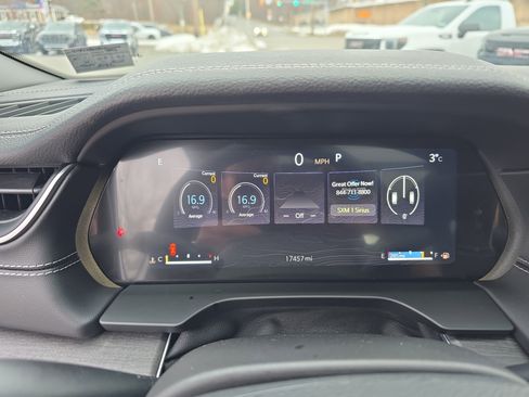 Used 2024 Jeep Grand Cherokee Limited w/ Luxury Tech Group II image 19