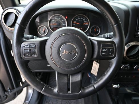 Used 2016 Jeep Wrangler Sahara AWD/4WD image 20
