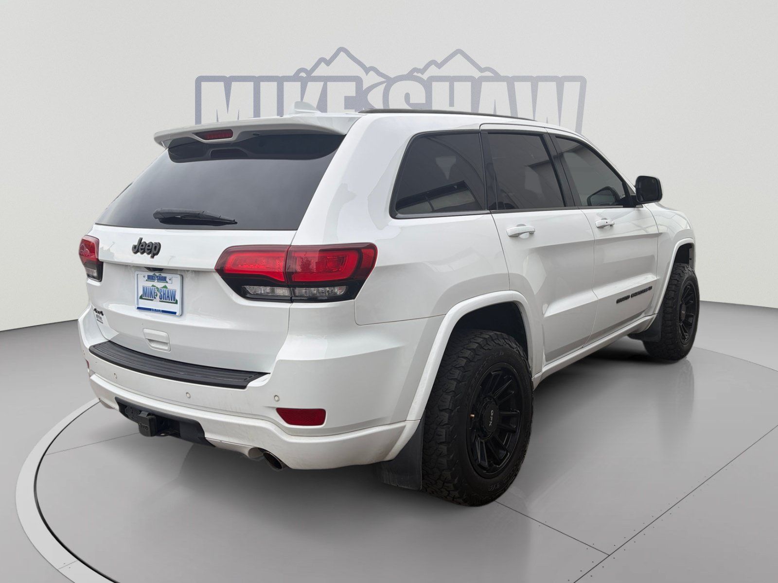 Used 2022 Jeep Grand Cherokee Laredo X AWD/4WD image 5