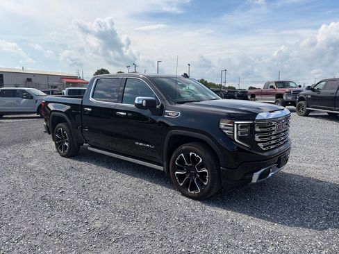 Used 2026 GMC Sierra 1500 Denali AWD/4WD image 16
