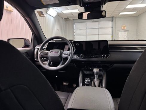 New 2026 GMC Canyon Elevation w/ Convenience Package image 22