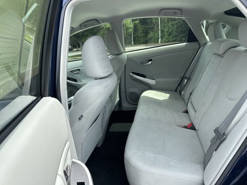Used 2013 Toyota Prius Three FWD image 31