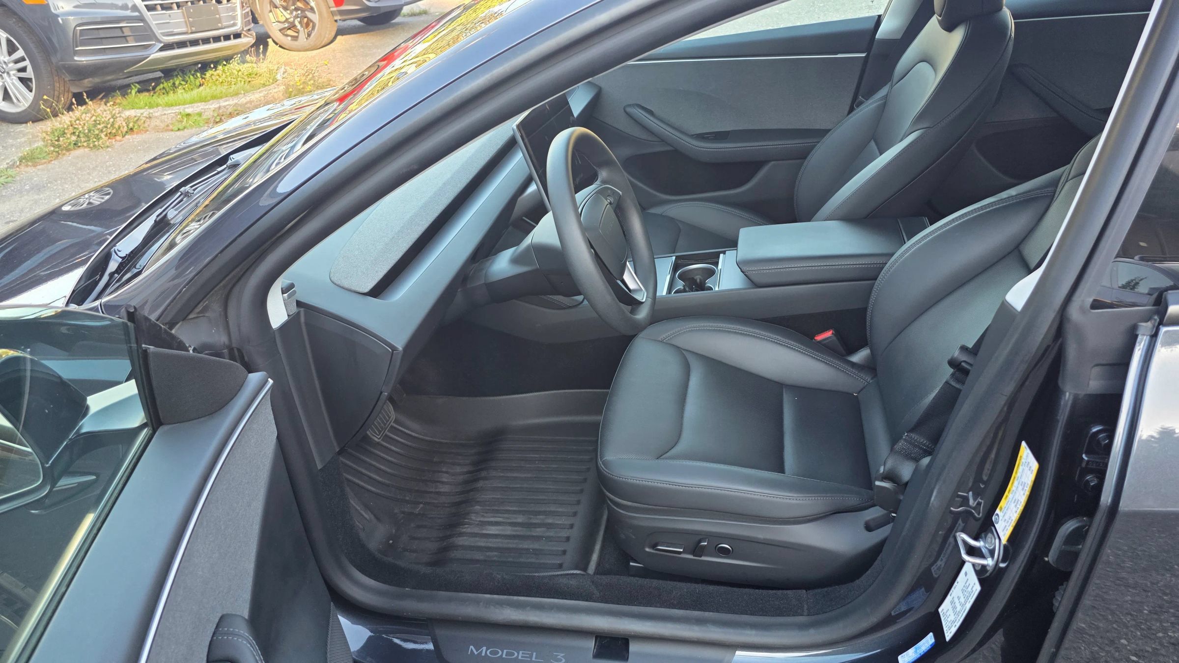 Used 2025 Tesla Model 3 Long Range RWD image 10