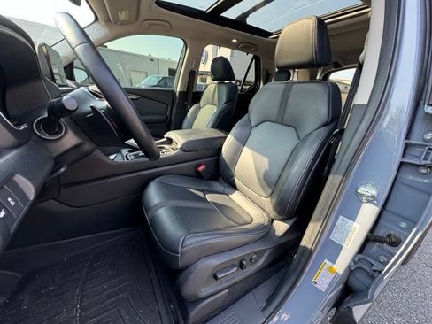 Used 2025 Honda Pilot Touring image 27
