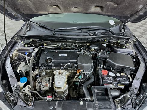 Used 2017 Honda Accord EX-L image 32