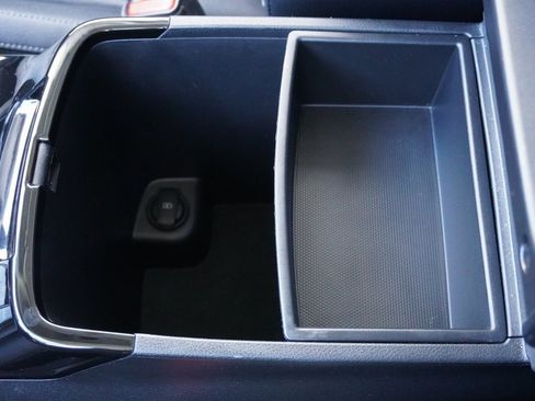 Used 2022 Kia Telluride EX w/ EX Premium Package image 13