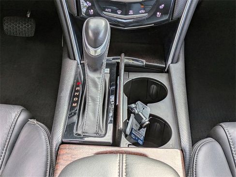 Used 2019 Cadillac XTS Luxury image 18