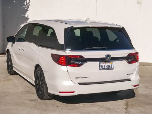 Used 2023 Honda Odyssey Sport image 9