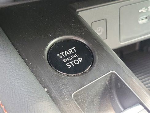 New 2025 Nissan Kicks SR w/ SR Premium Package image 16