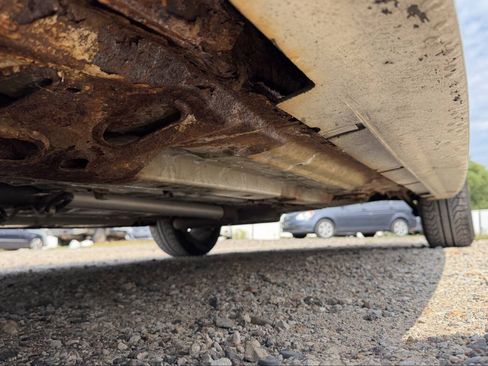 Used 2008 Pontiac Grand Prix w/ Preferred Package FWD image 16