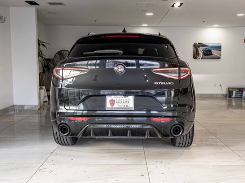 New 2025 Alfa Romeo Stelvio Sprint image 13