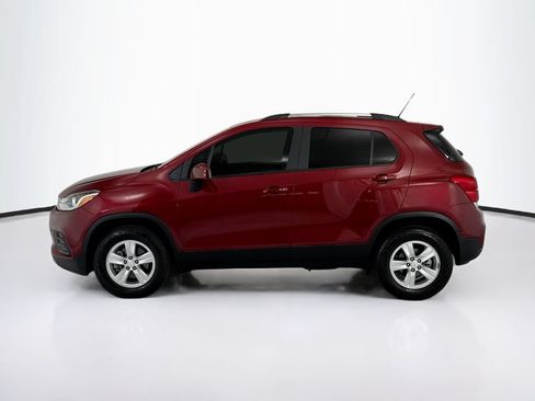 Used 2022 Chevrolet Trax LT w/ LT Convenience Package AWD/4WD image 8