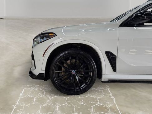 Used 2022 BMW X5 M50i w/ Executive Package AWD/4WD image 14
