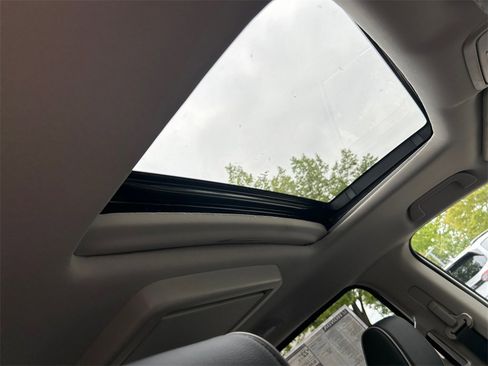 New 2026 Honda Odyssey Elite image 17