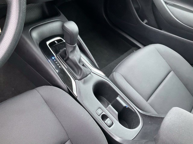 Used 2025 Toyota Corolla LE FWD image 14