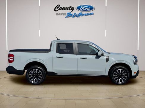 Used 2022 Ford Maverick Lariat FWD image 25
