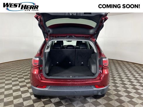 Used 2022 Jeep Compass Latitude w/ Convenience Group AWD/4WD image 19
