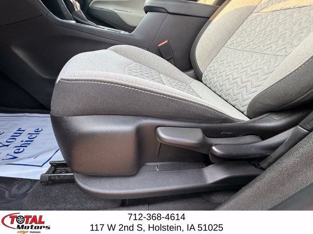 Used 2022 Chevrolet Equinox LS AWD/4WD image 10
