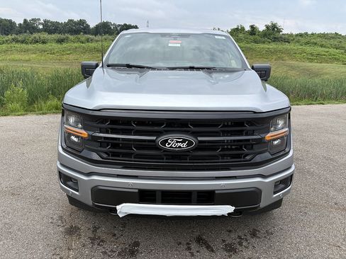 New 2026 Ford F150 XLT w/ Equipment Group 302A MID AWD/4WD image 8