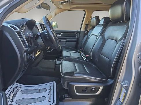Used 2020 RAM 1500 Laramie AWD/4WD image 12