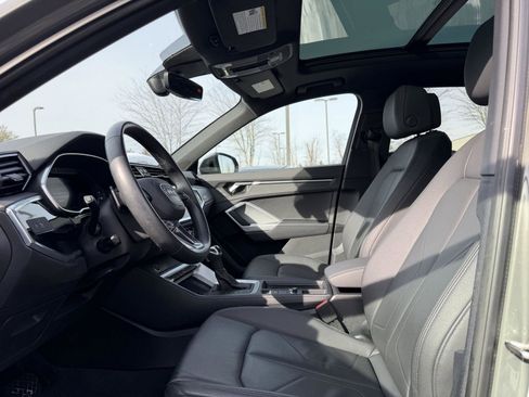 Used 2023 Audi Q3 2.0T Premium Plus w/ Premium Plus Package image 14